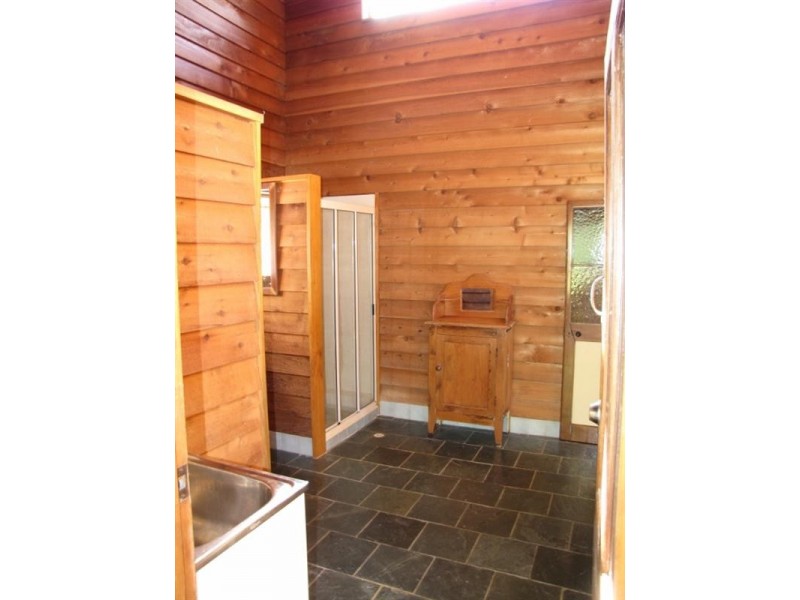 17 Jacqueline Drive, Pacific Haven QLD 4659