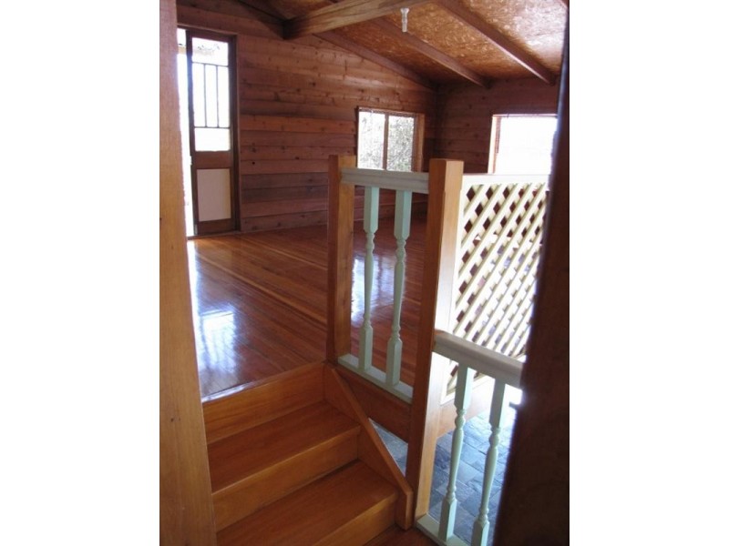 17 Jacqueline Drive, Pacific Haven QLD 4659