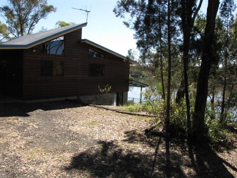 17 Jacqueline Drive, Pacific Haven QLD 4659
