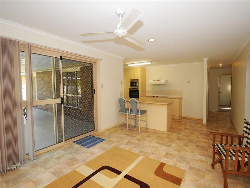 25 Honeysuckle Avenue, Kawungan QLD 4655