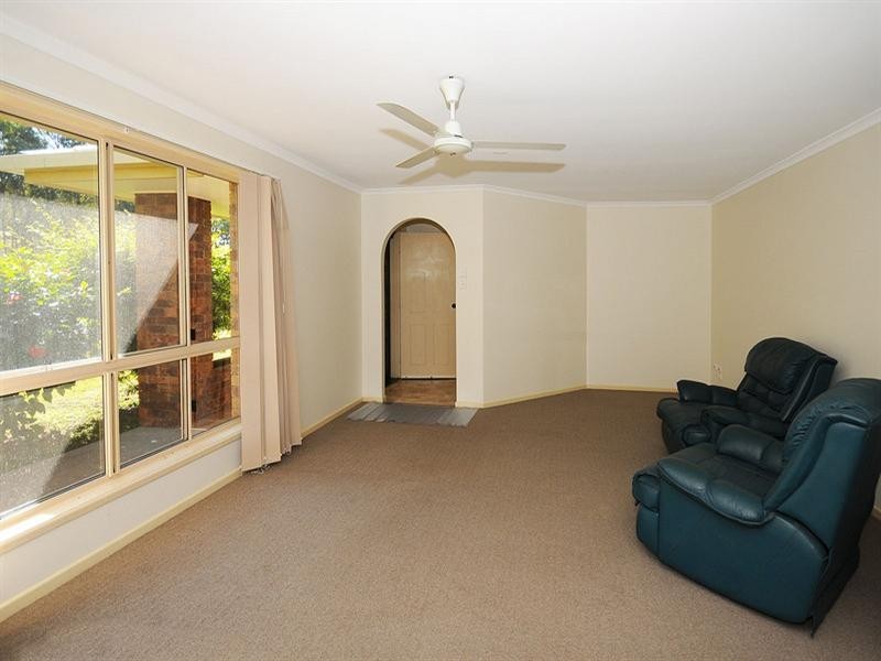 25 Honeysuckle Avenue, Kawungan QLD 4655