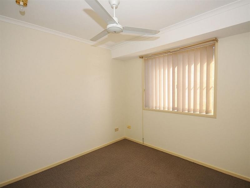 25 Honeysuckle Avenue, Kawungan QLD 4655