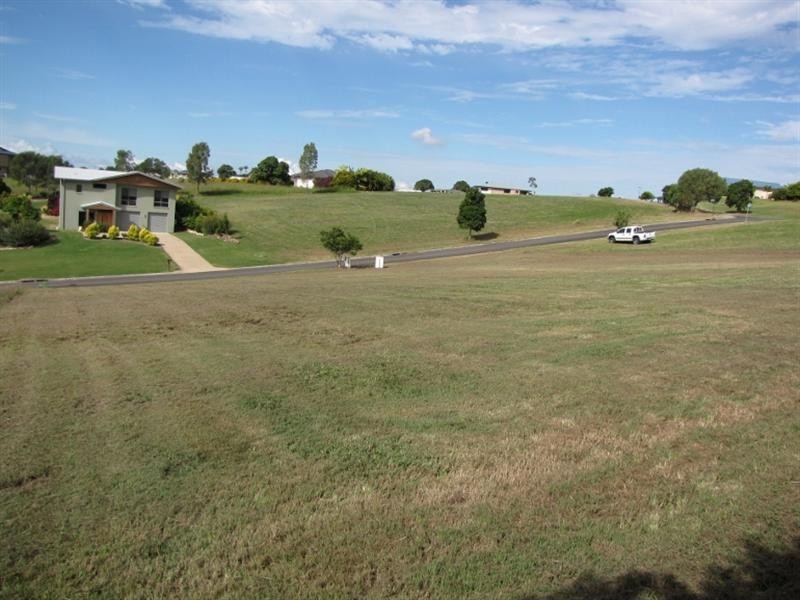 4 Edgewater Court, Craignish QLD 4655