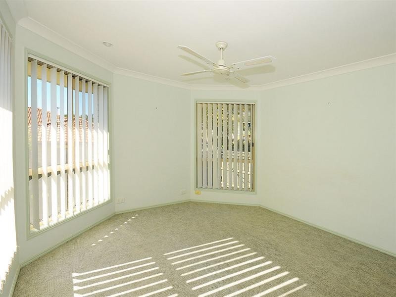 6 Queensbury Grove, Urraween QLD 4655