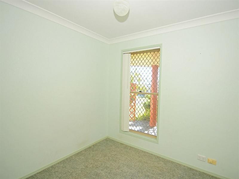 6 Queensbury Grove, Urraween QLD 4655