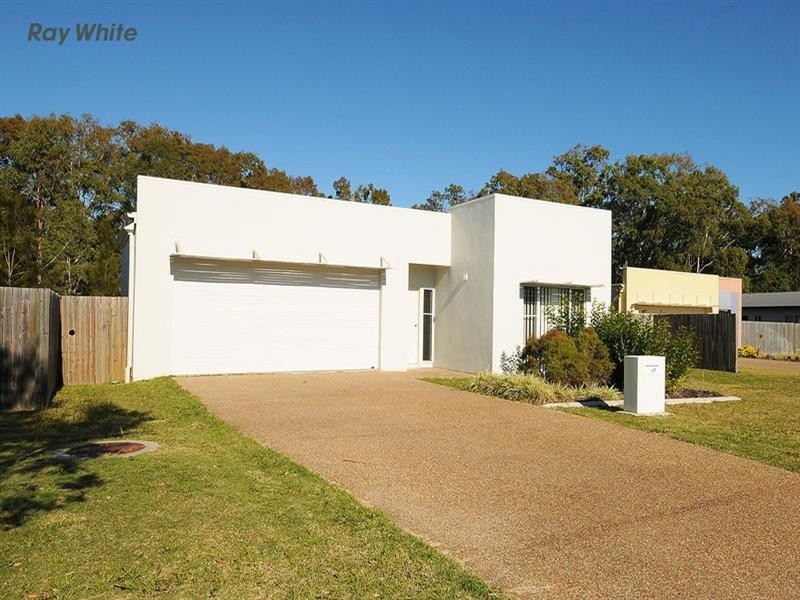 9 Brackish Court, Toogoom QLD 4655