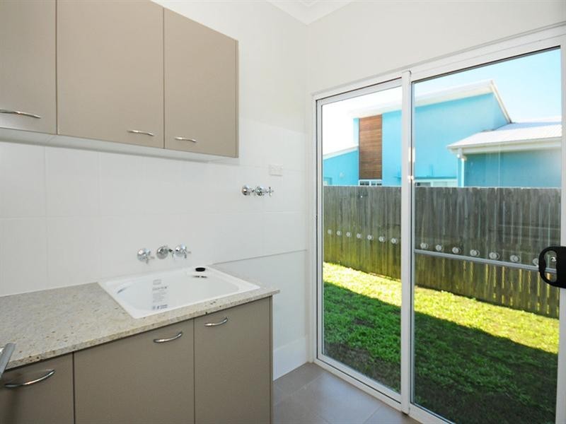 9 Brackish Court, Toogoom QLD 4655
