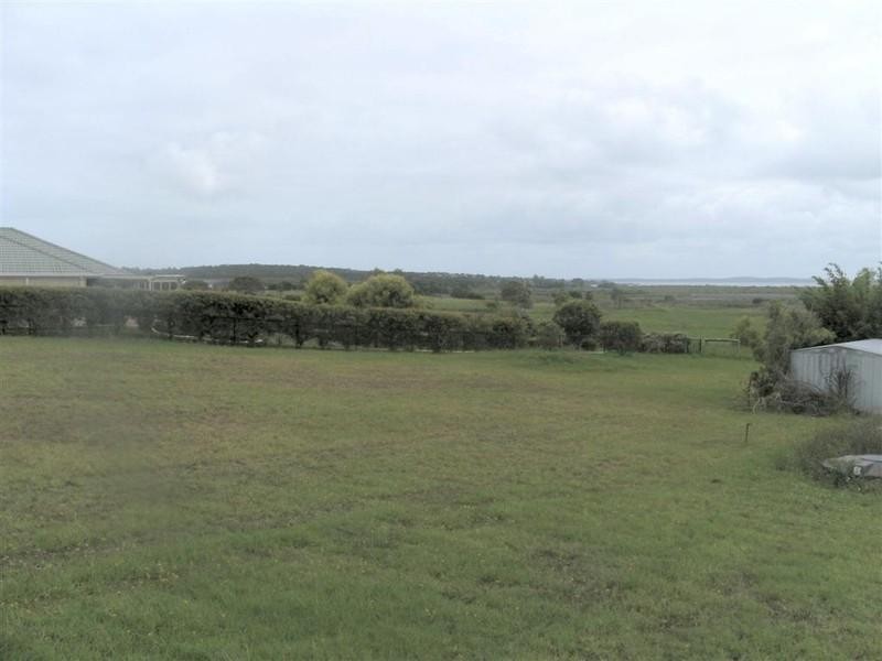 145 Cove Boulevard, River Heads QLD 4655