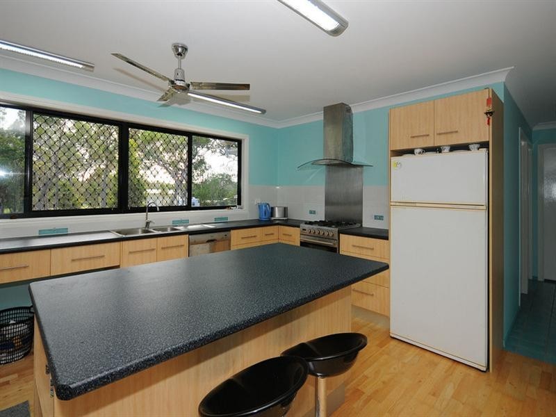 49 Maddever Road, Booral QLD 4655