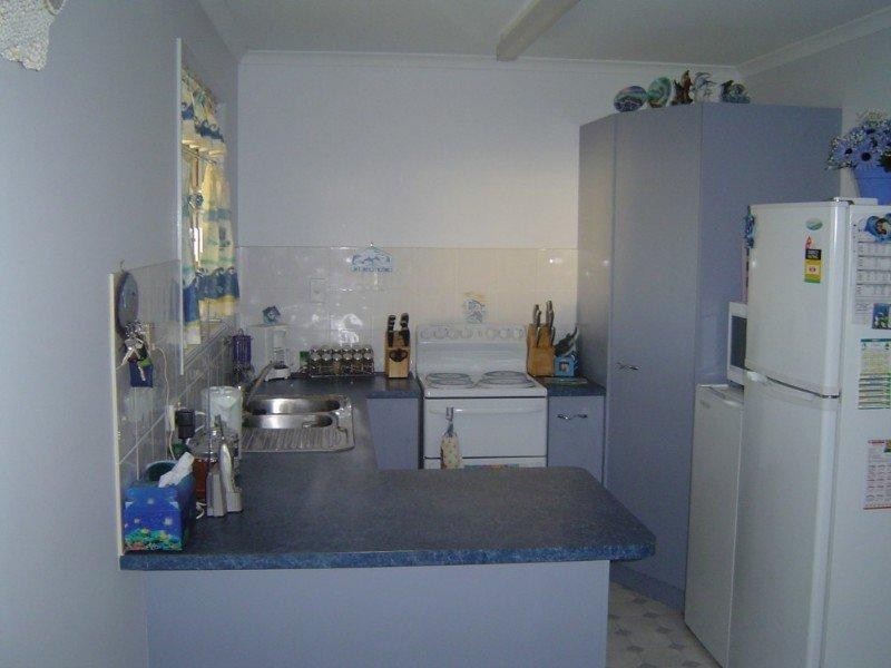 206 Pulgul Street, Urangan QLD 4655