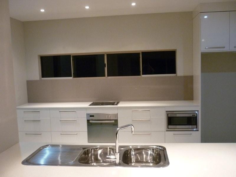3 Mermaid Court, Eli Waters QLD 4655