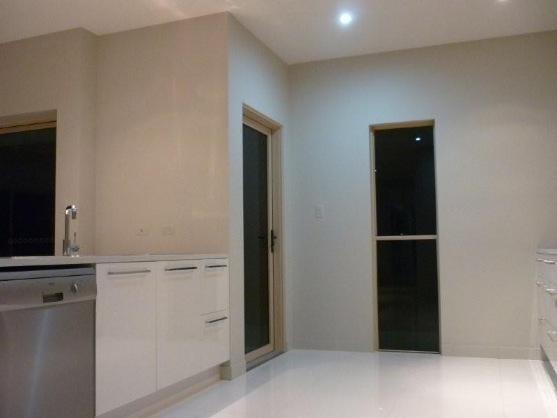 3 Mermaid Court, Eli Waters QLD 4655