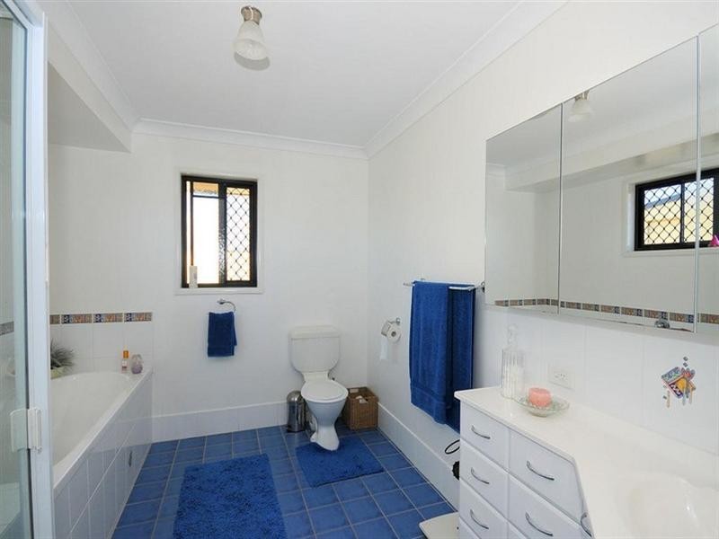 5 Bowarrady Court, River Heads QLD 4655
