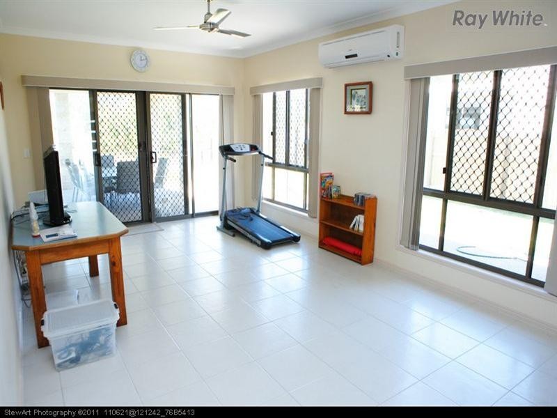 35 Northshore Avenue, Toogoom QLD 4655