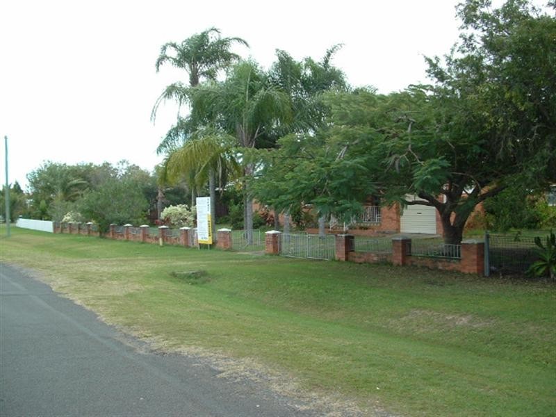 48-50 Ocean Street, Torquay QLD 4655