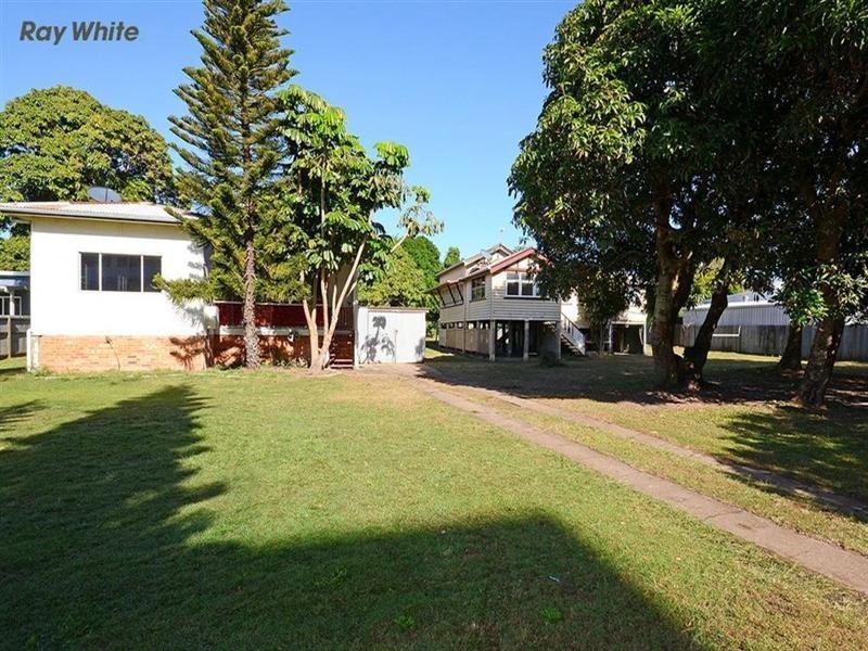 21 and 23 Hibiscus Street, Urangan QLD 4655