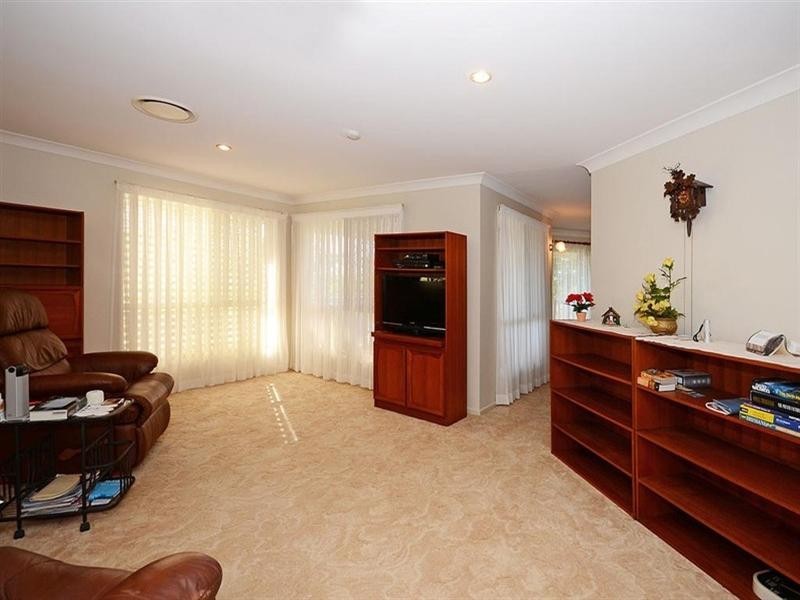 32 Johnston Boulevard, Urraween QLD 4655