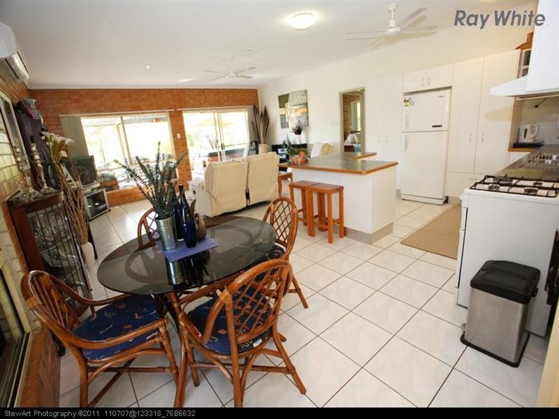 300 Pacific Haven Circuit, Pacific Haven QLD 4659