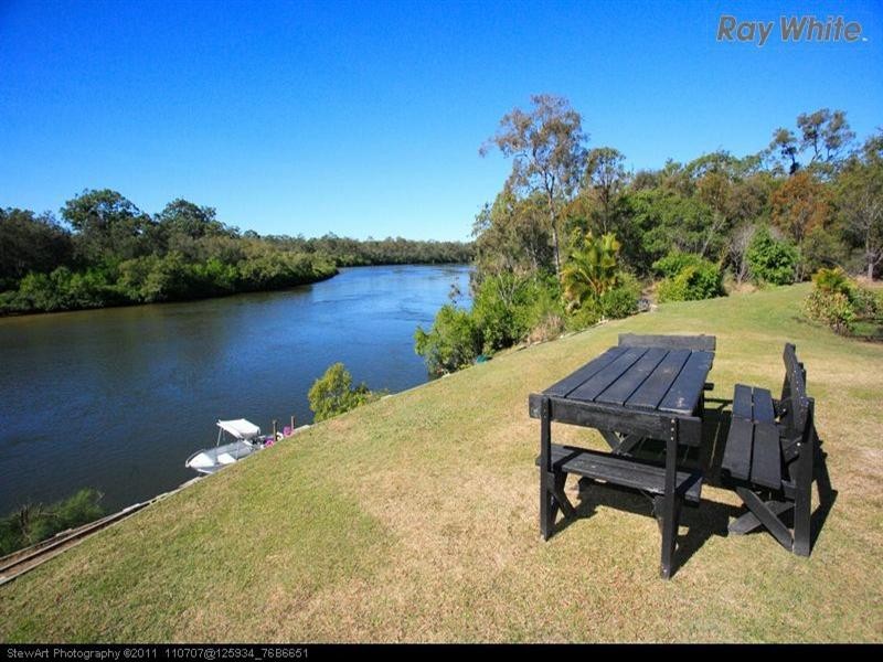 300 Pacific Haven Circuit, Pacific Haven QLD 4659