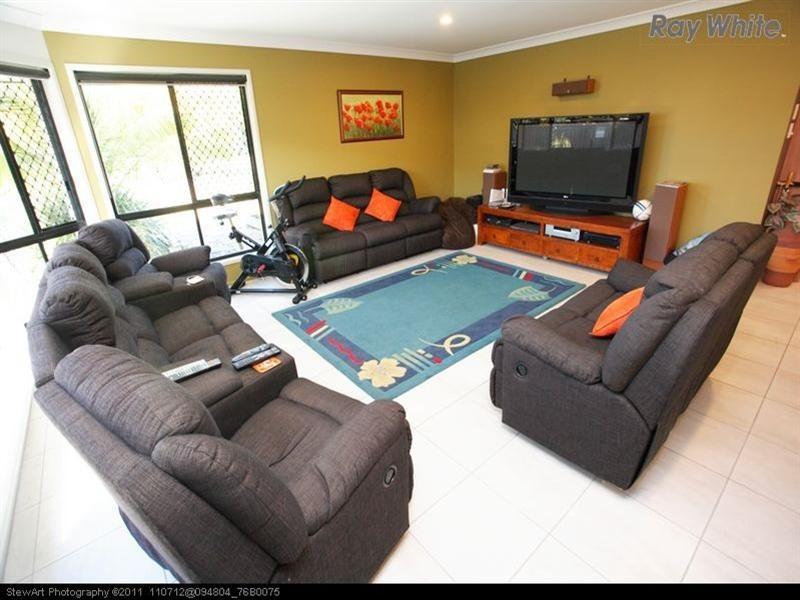 6 Rosedale Drive, Wondunna QLD 4655