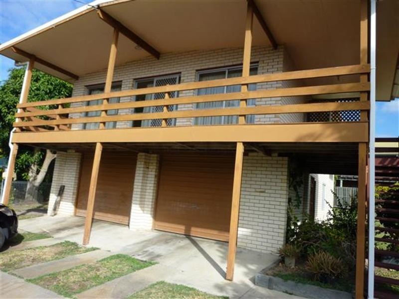 2 JACARANDA, Torquay QLD 4655