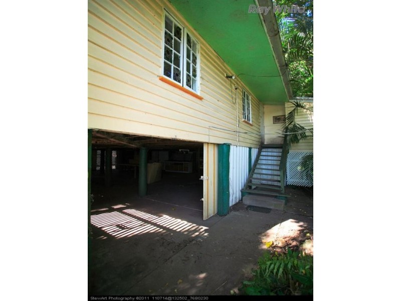 54 Old Bruce Highway, Howard QLD 4659