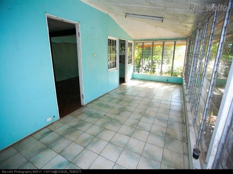 54 Old Bruce Highway, Howard QLD 4659