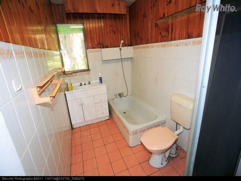 54 Old Bruce Highway, Howard QLD 4659