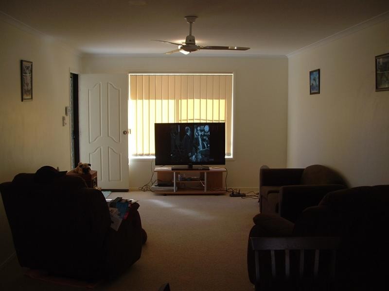 1/112 Bideford Street, Torquay QLD 4655