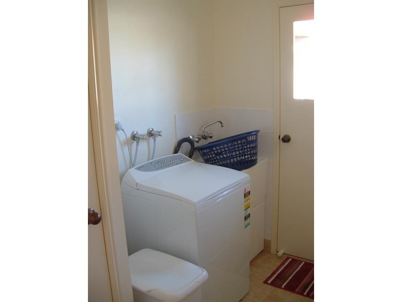 1/112 Bideford Street, Torquay QLD 4655