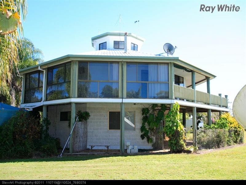 102 Island View Drive, Urangan QLD 4655