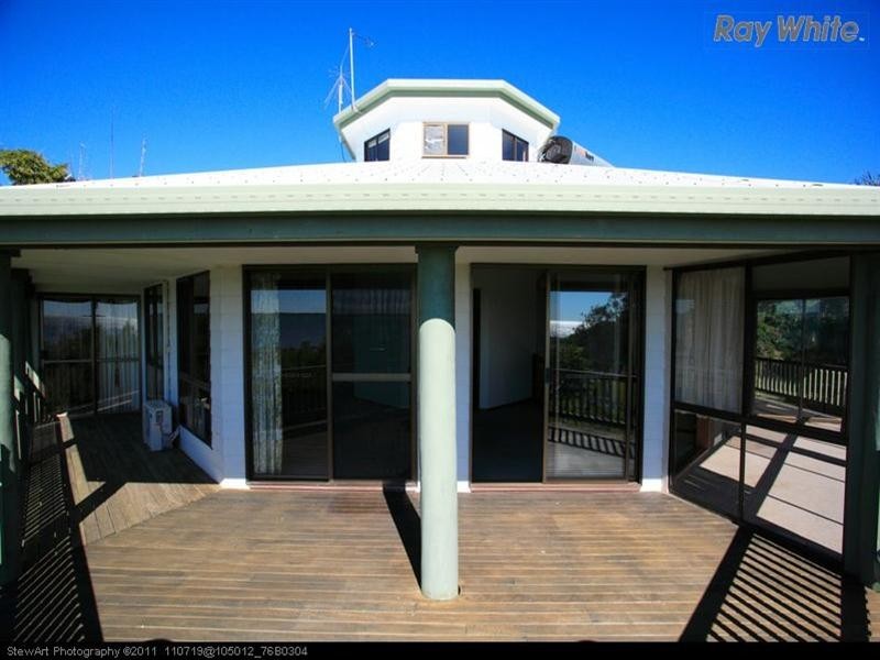 102 Island View Drive, Urangan QLD 4655