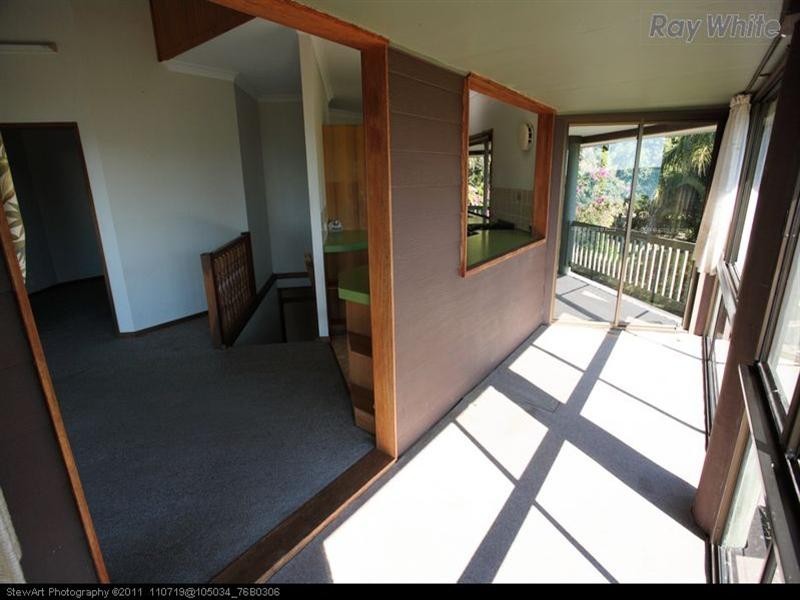 102 Island View Drive, Urangan QLD 4655