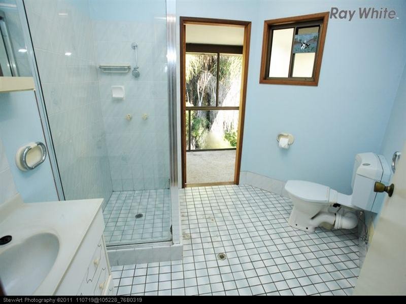 102 Island View Drive, Urangan QLD 4655