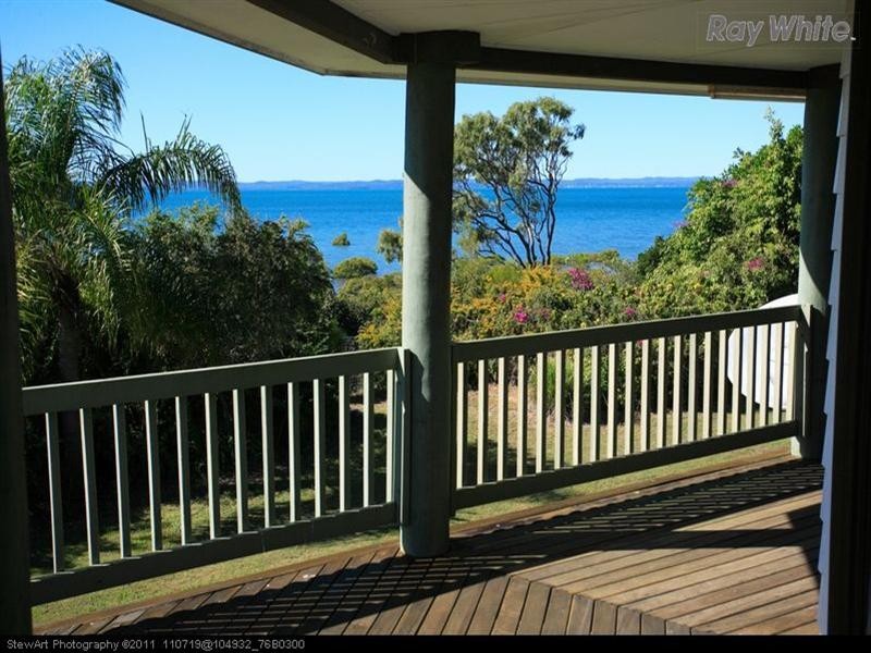 102 Island View Drive, Urangan QLD 4655