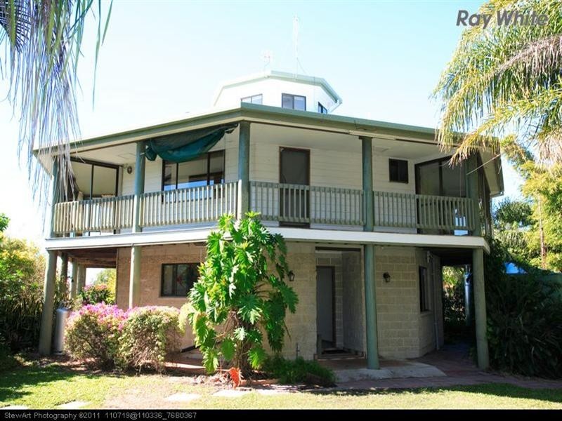 102 Island View Drive, Urangan QLD 4655