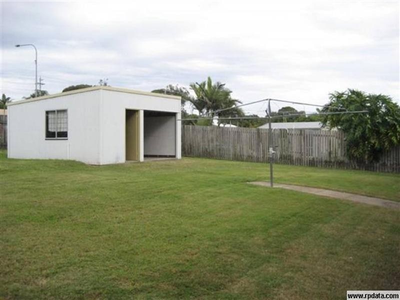 7 Bruce Street, Torquay QLD 4655