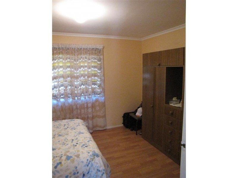 12 Holiday Parade, Scarness QLD 4655