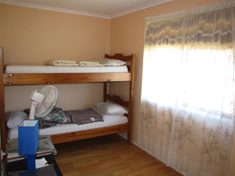 12 Holiday Parade, Scarness QLD 4655