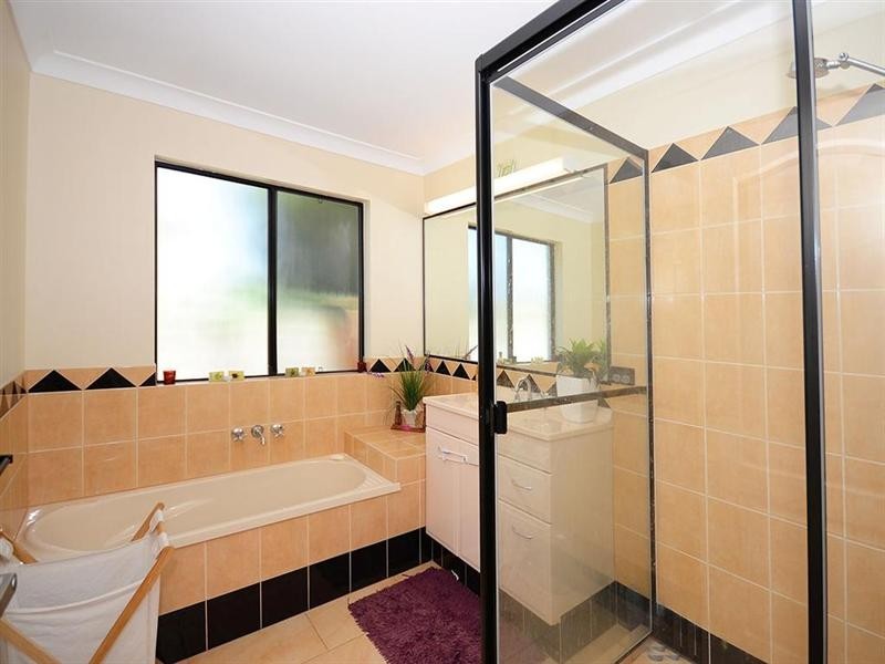 16 Merrilyn Court, Urangan QLD 4655