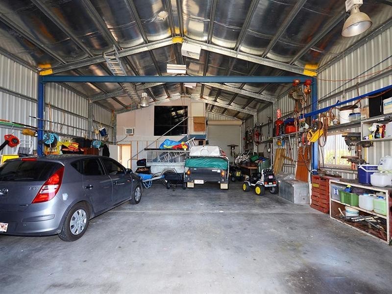 16 Merrilyn Court, Urangan QLD 4655