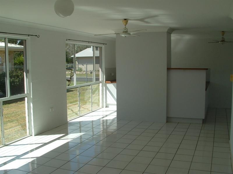 3 Simpson Street, Burrum Heads QLD 4659