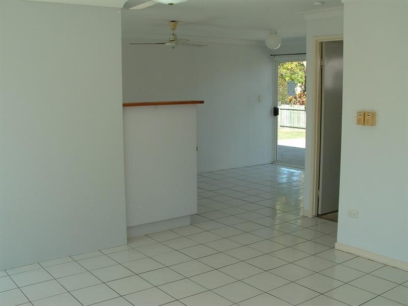 3 Simpson Street, Burrum Heads QLD 4659
