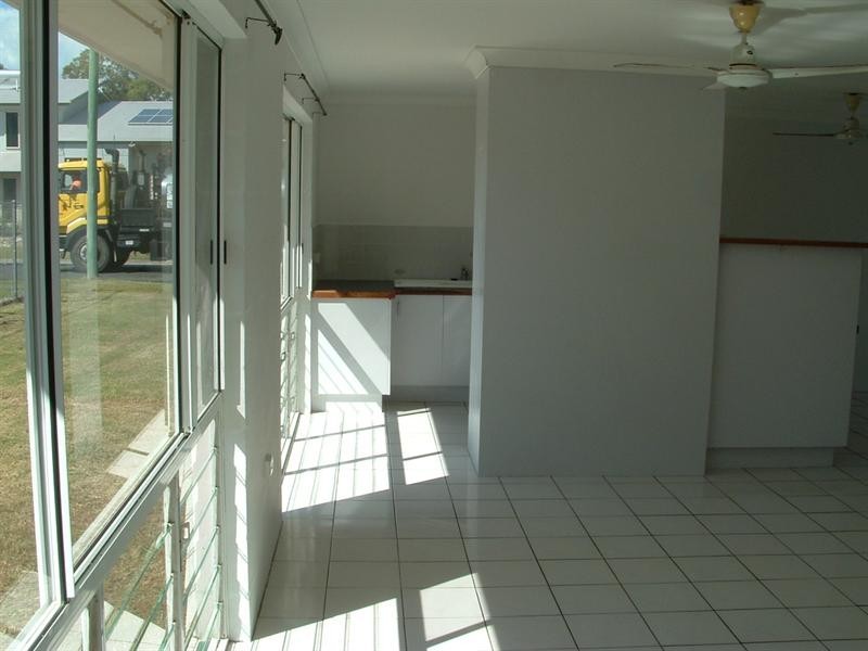 3 Simpson Street, Burrum Heads QLD 4659