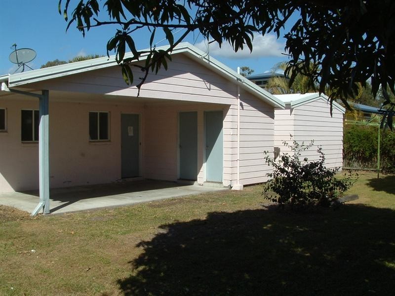 3 Simpson Street, Burrum Heads QLD 4659