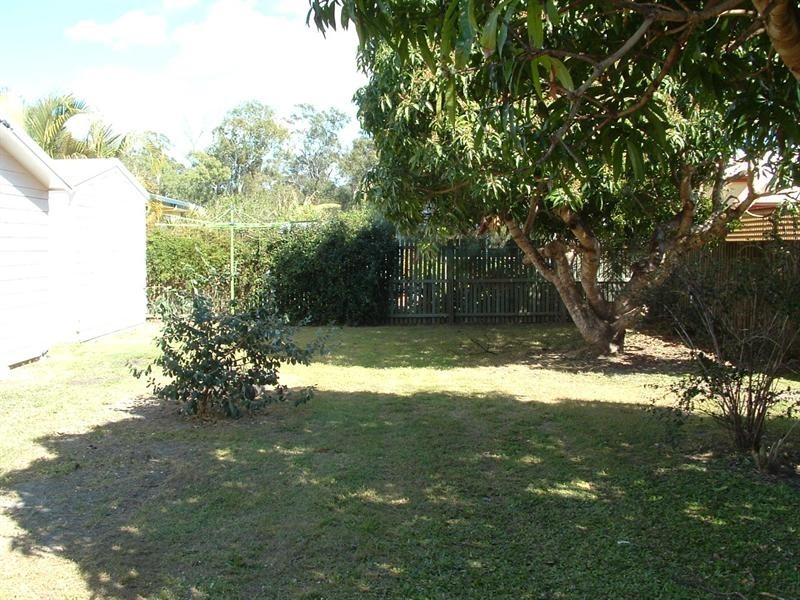 3 Simpson Street, Burrum Heads QLD 4659