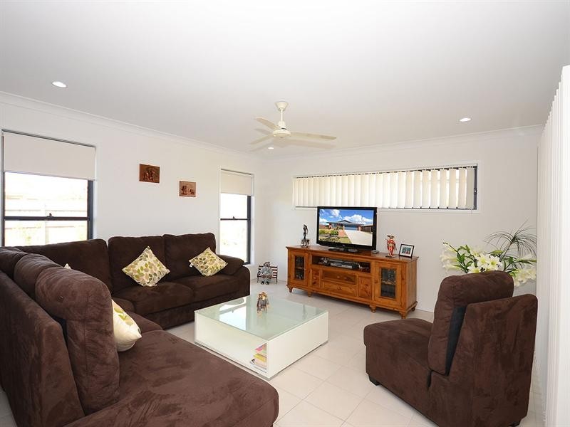 73 Magellan Circuit, Urraween QLD 4655