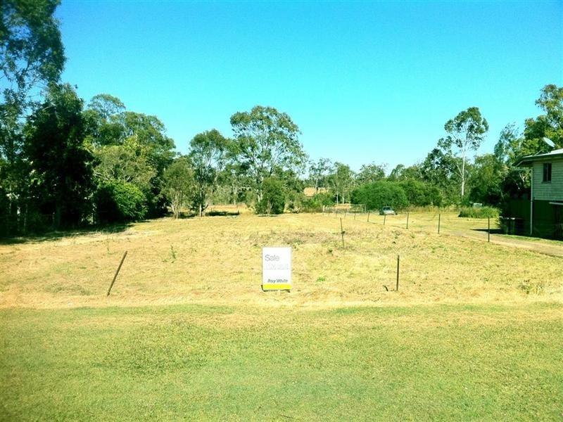 12 Hunter Street, Torbanlea QLD 4662