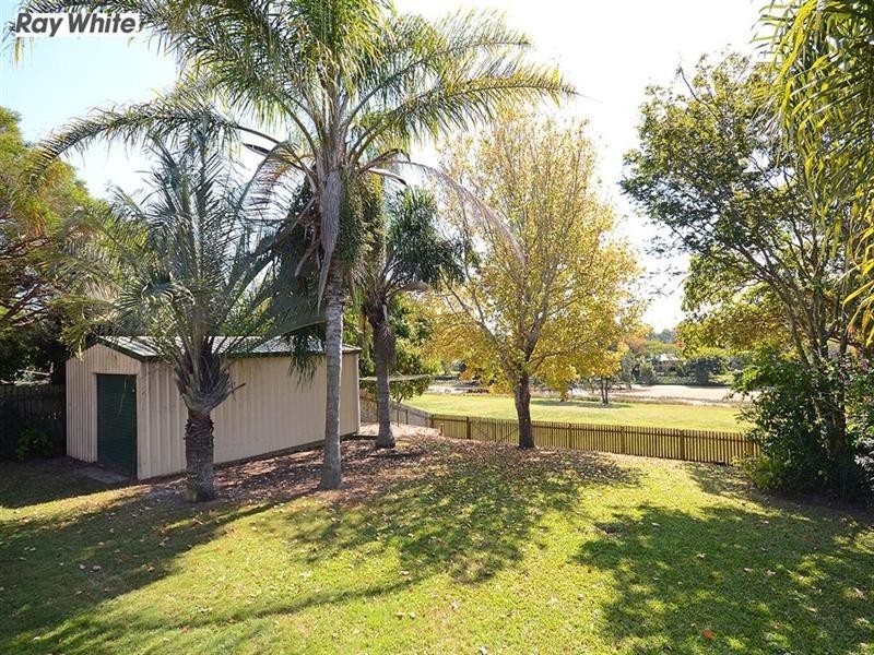 14 Bruce Street, Torquay QLD 4655