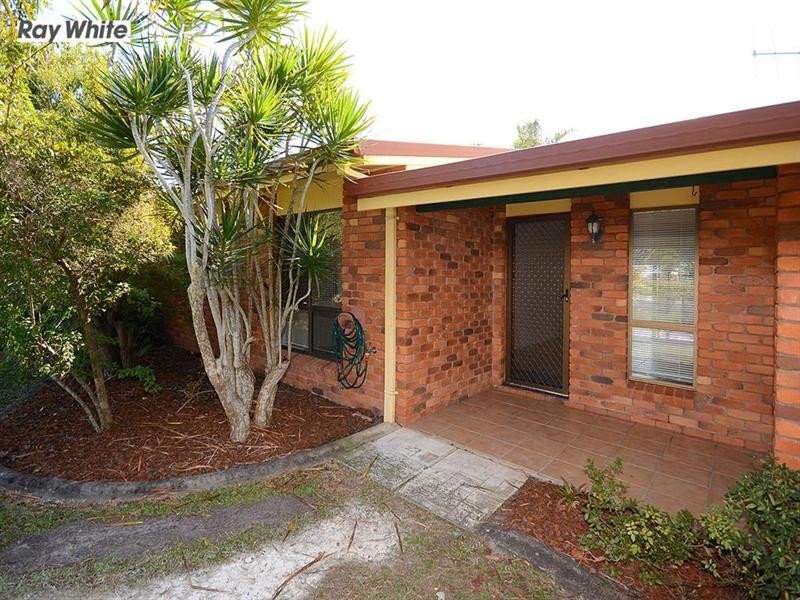 14 Bruce Street, Torquay QLD 4655